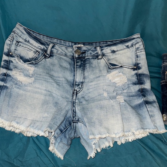 Refuge Light Blue Distressed Jean Shorts - Picture 1 of 3